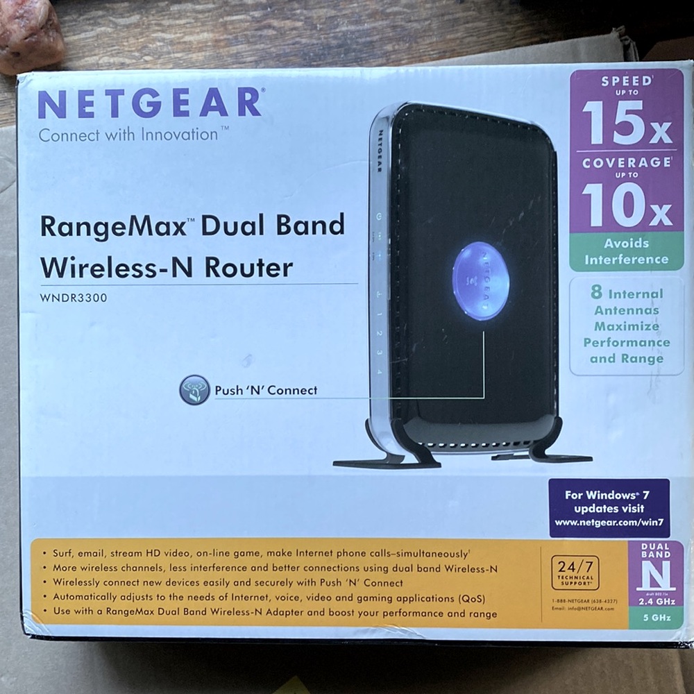 Wireless Router~New in Box~Netgear WNDR3300